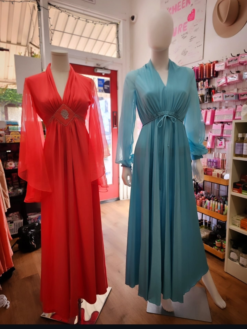 VTG Elegant V-Neck Nightgownh/ Maxi Dress (Peachy Coral)